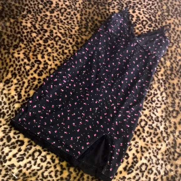 Floral Summer Dress - Picture 3 of 10